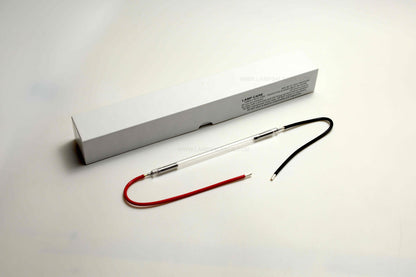 Professional Deka Motus AX Flash Lamp designed for precision laser therapy in clinics.